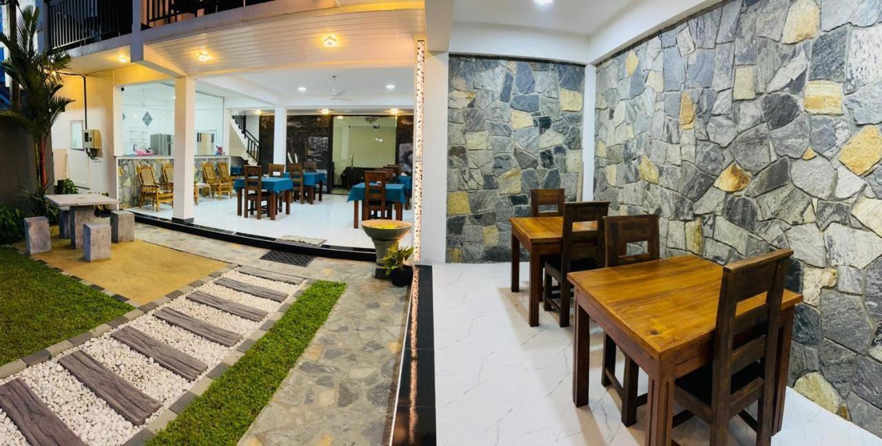 נגומבו Funwhales Rest House מראה חיצוני תמונה